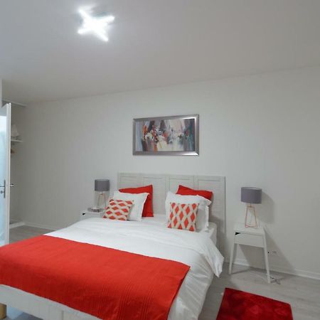 Red-Line Serris Exterior foto