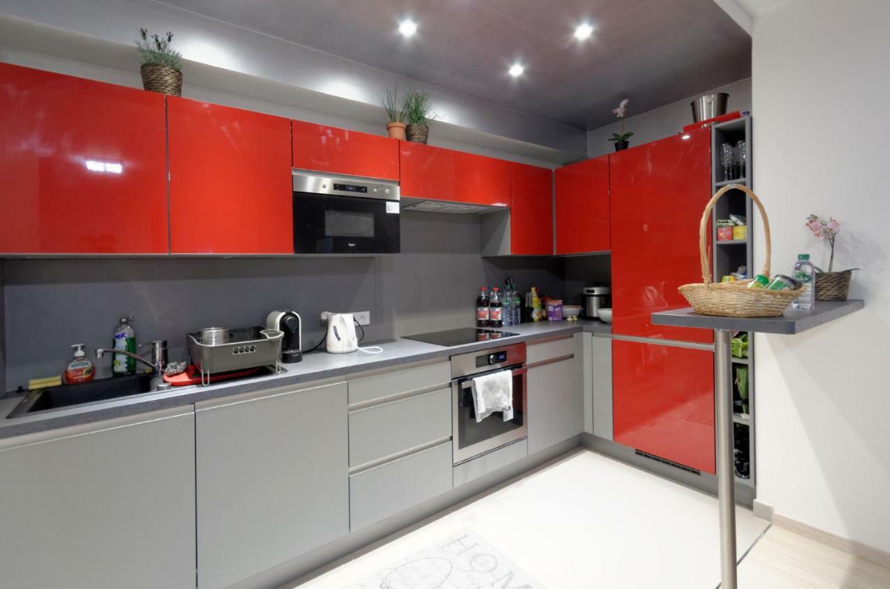 Red-Line Serris Exterior foto