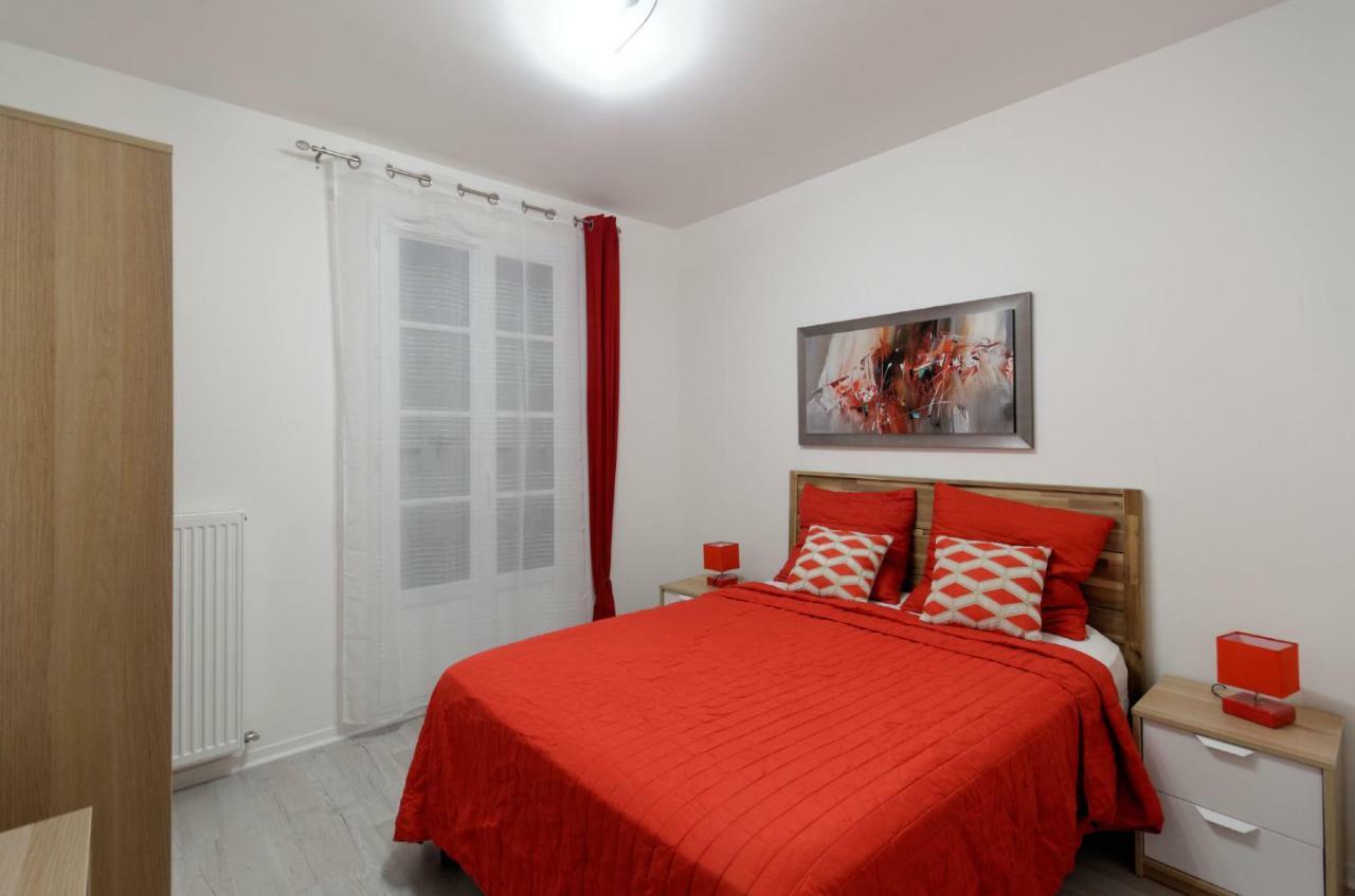 Red-Line Serris Exterior foto