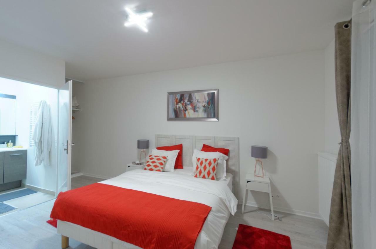 Red-Line Serris Exterior foto